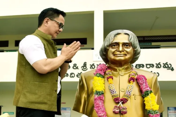 Kiren Rijjiju paying tributes to former President APJ Abdul Kalam