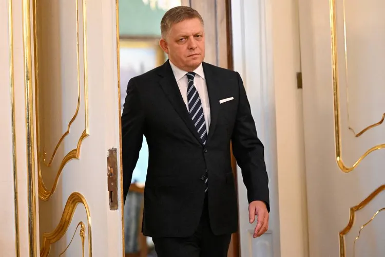 Novým predsedom slovenskej vlády sa stal Robert Fico