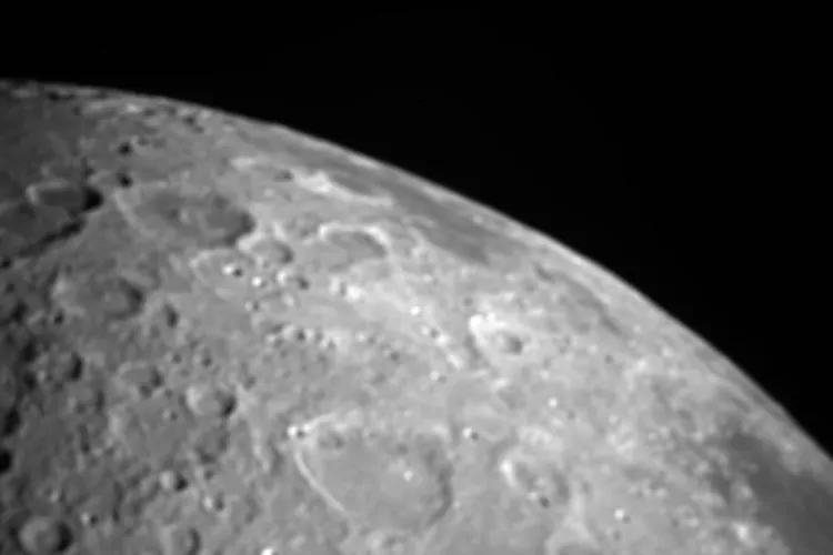 New study has shown existence of water on Moon's surface