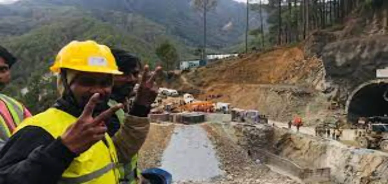 The scene in front of the Silkyara tunnel site