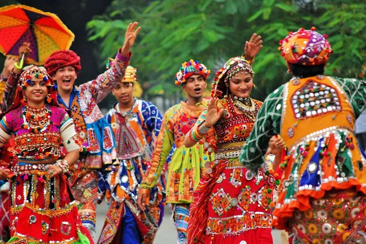 World famous Garba dance of Gujarat