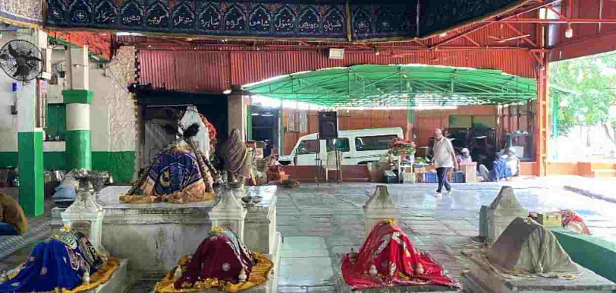 The dargah  of Hazrat Sadiq Ali Shah at Saigoan, Bheed, maharashtra