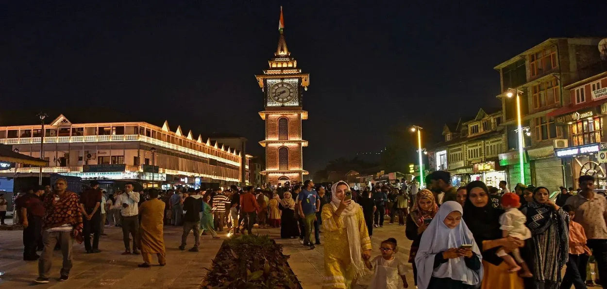 An evening scene from Lal Chowk of Srinagar 