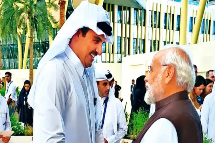 A file image of PM Narendra Modi with Sheikh Tamim bin Hamad Al Thani in Dubai