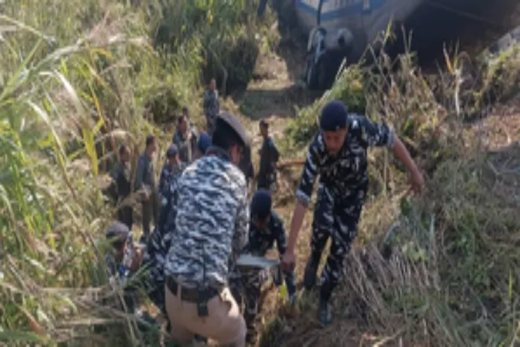 Rescue efforts to save pull out injured persons aboard the Myanmar Army plane