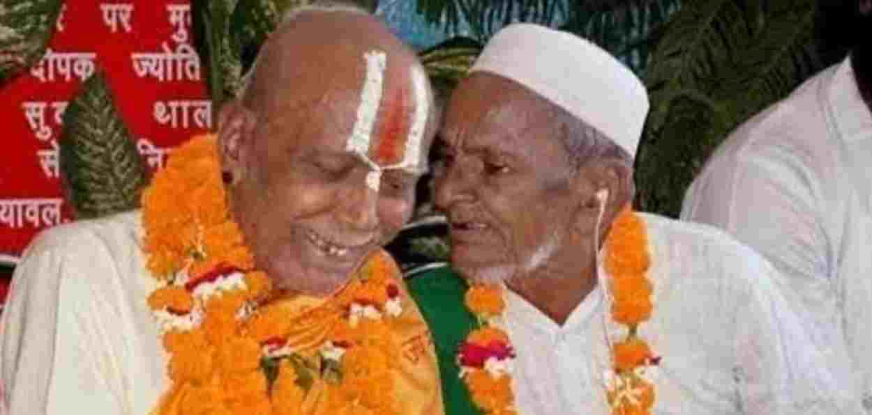 Hashim Ansari and Mahant Ramchandra Paramhans Das 