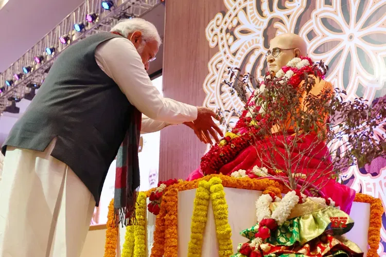 Prime Minister Narendra Modi paid floral tribute to  Srila Prabhupada: