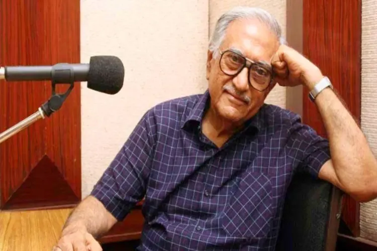 Iconic radio presenter Ameen Sayani who died on Tuesday
