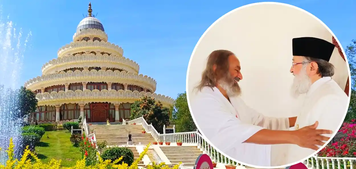 Sri Sri ravishankar's Ashram and Shri Ravi Shankar and Salman Hussaini Nadvi 