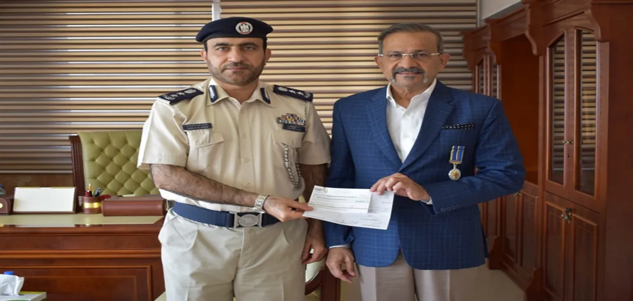 Firoz Merchant with Police chief of Dubai