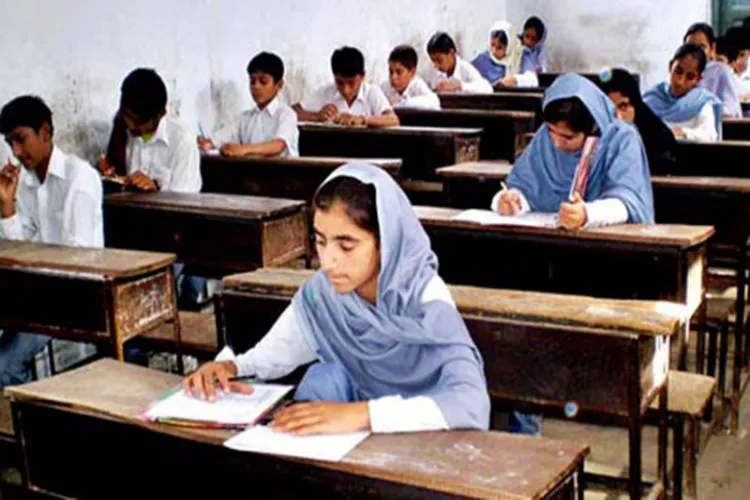 Studensts are facing difficulties in securing admission in schools