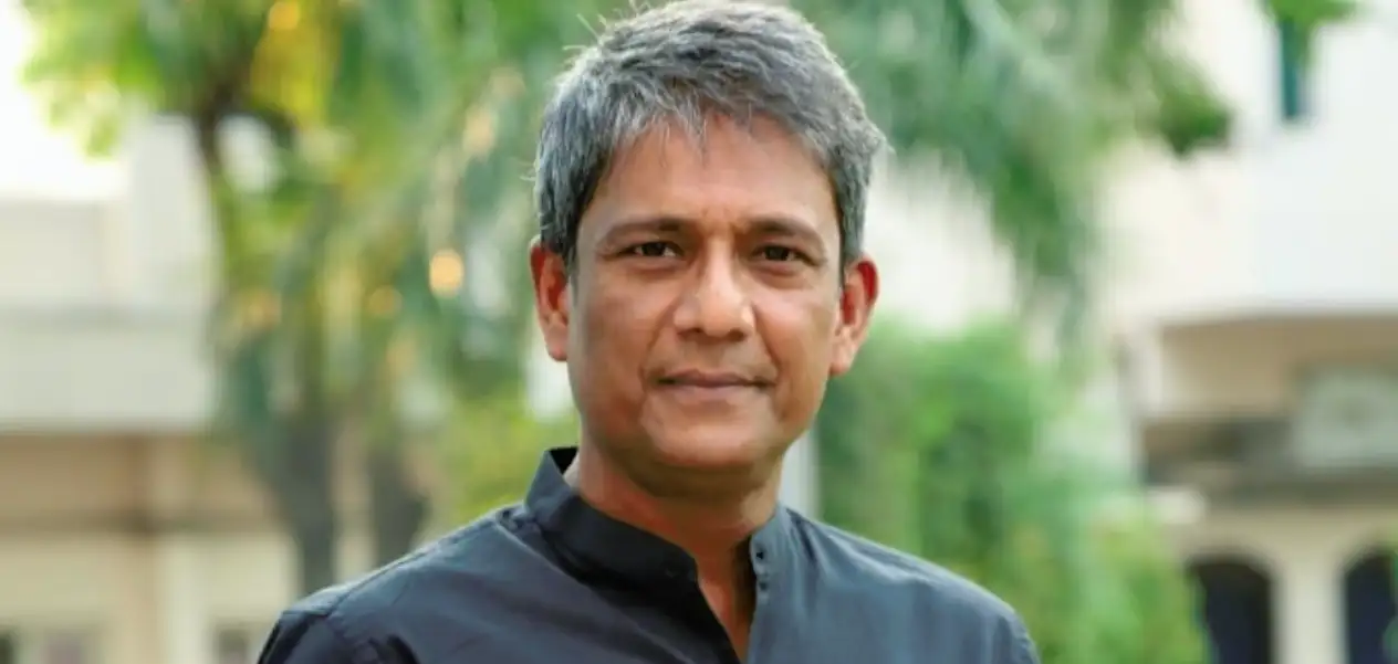 Actor Adil Hussain (Facebook)