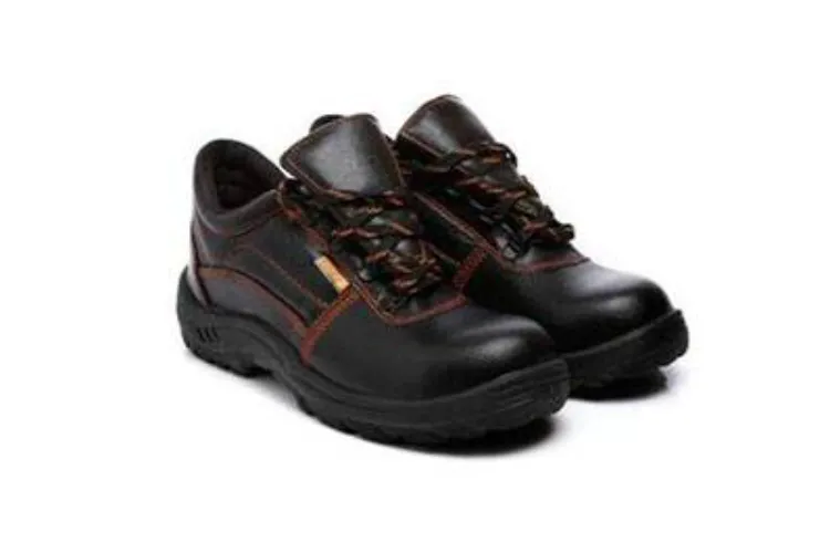 Bihar’ Hajipur makes footwear for Russian army, European markets