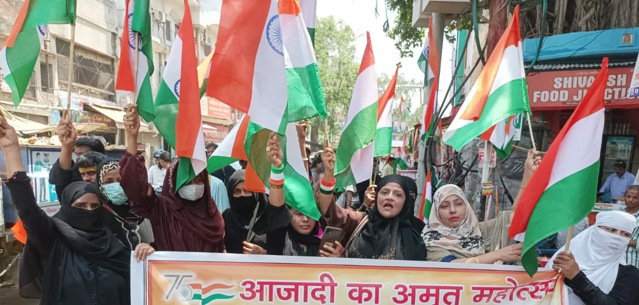 Muslim women holding a Tiranga rally in Delhi