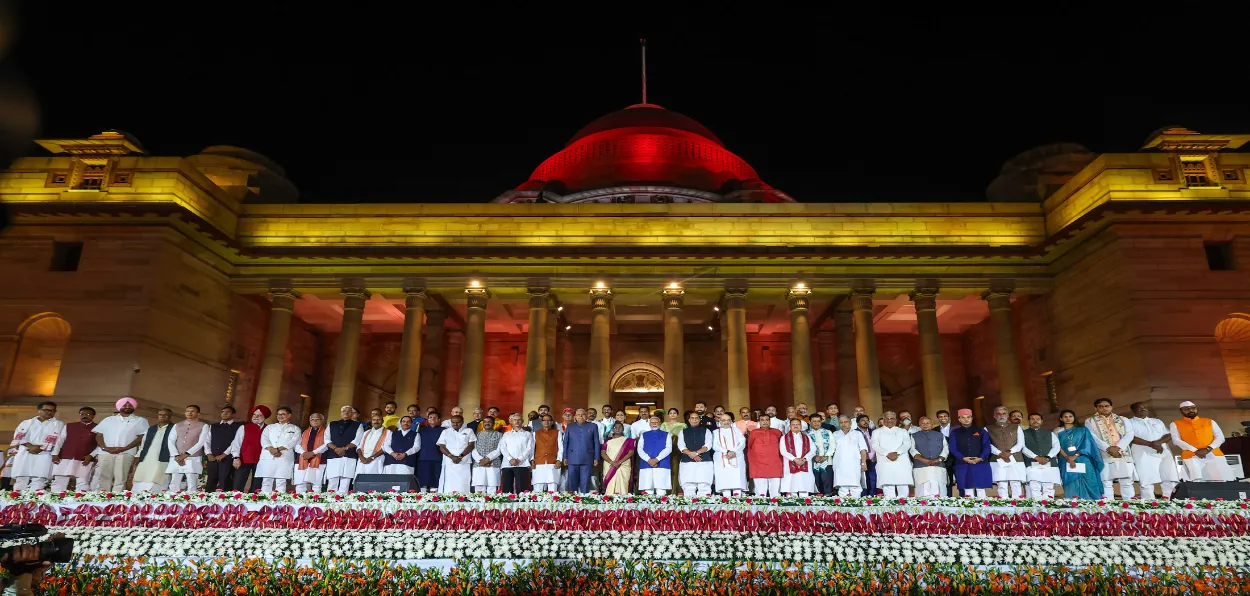 President Draoupadi Murmu with the freshly sworn cabinet of Prime Minister Narendra Modi