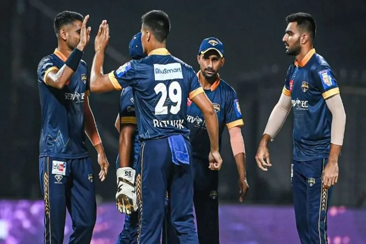 Siliguri Strikers Dominate Harbour Diamonds in Bengal Pro T20 League Opener