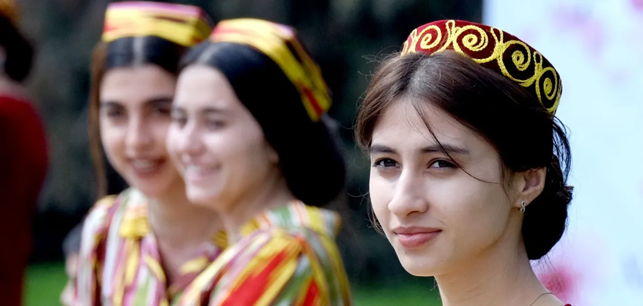 Tajikistan's women in traditional dress (Source: OHCHR)