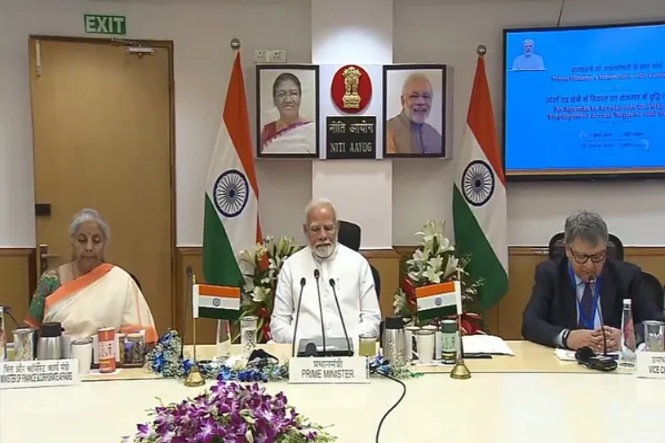 Prime Minister Narendra Modi with FM Nirmala Sitharaman and  Niti Aayog VC Suman Bery a