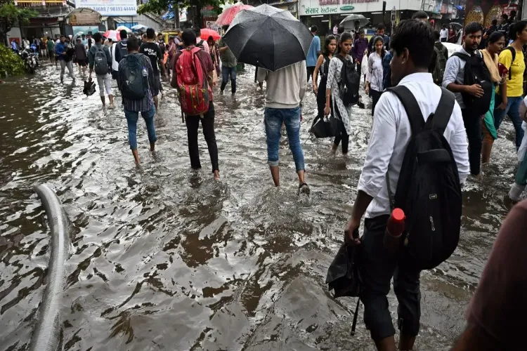 IMD has issued an orange alert for Mumbai