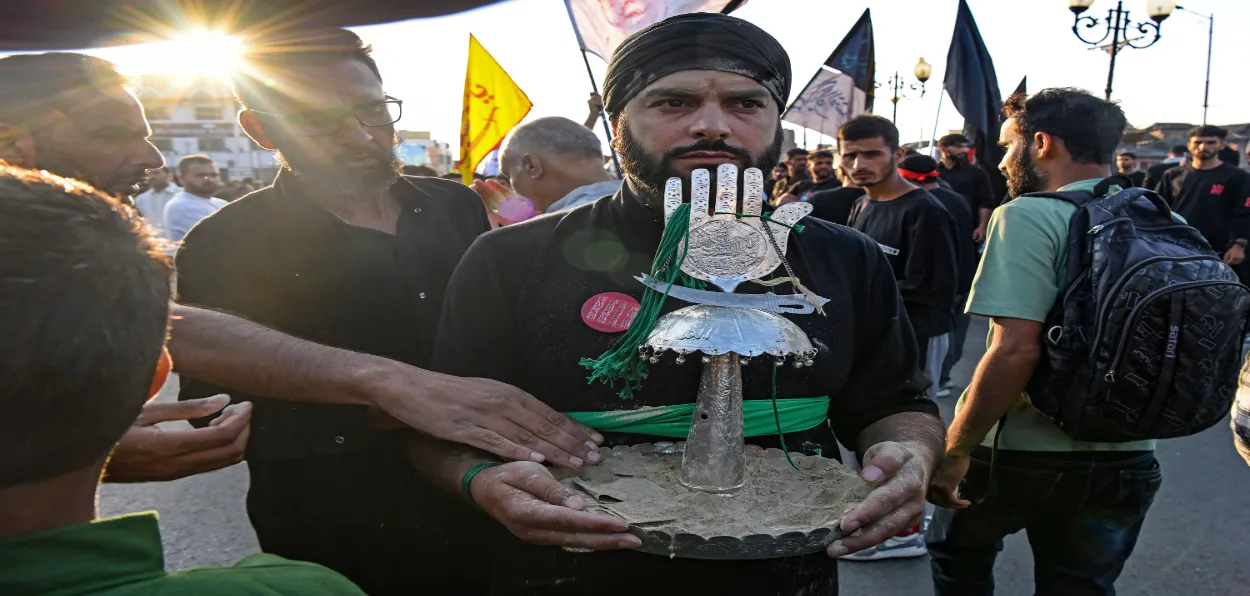Shia Youth participating in Muharram procession in Srinagar (Basit Zargar)