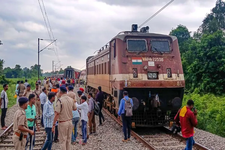 Chandigarh-Dibrugarh Express derailed, in Gonda (image siurce PTI)
