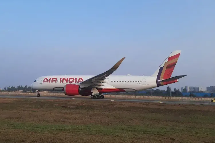 Air India from New Delhi to San Francisco lands safely.