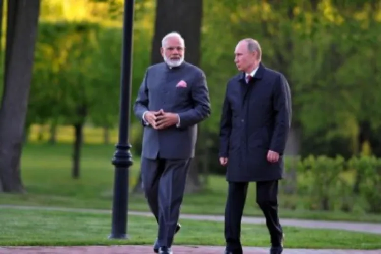 Prime Minister Narendra Modi with Russian President Vladimir Putin 