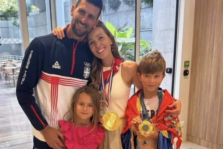  Novak Djokovic with his wife and children after winning gold medal at paris Olympics