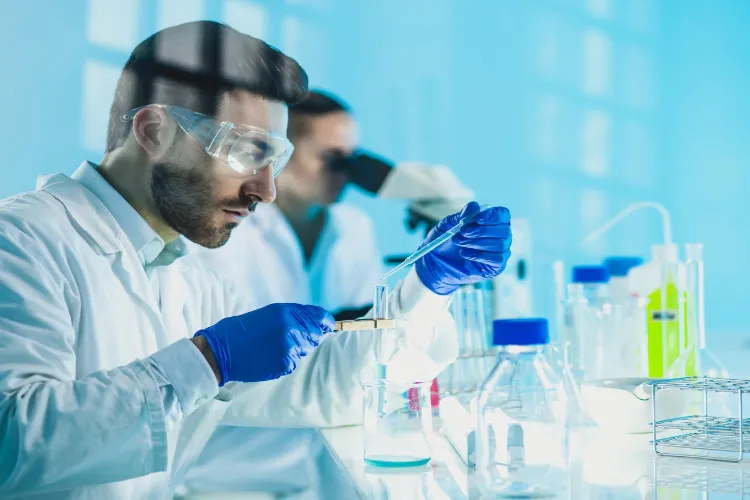 Cosmopolitan cities are at higher risk of infection