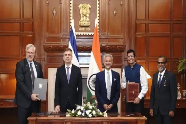 S Jaishankar (C) and Eli Cohen (2nd L), External Affairs Ministers of India and Israel (Photo: IIT Madras)