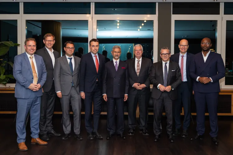 S. Jaishankar with German Members of Parliament in Berlin