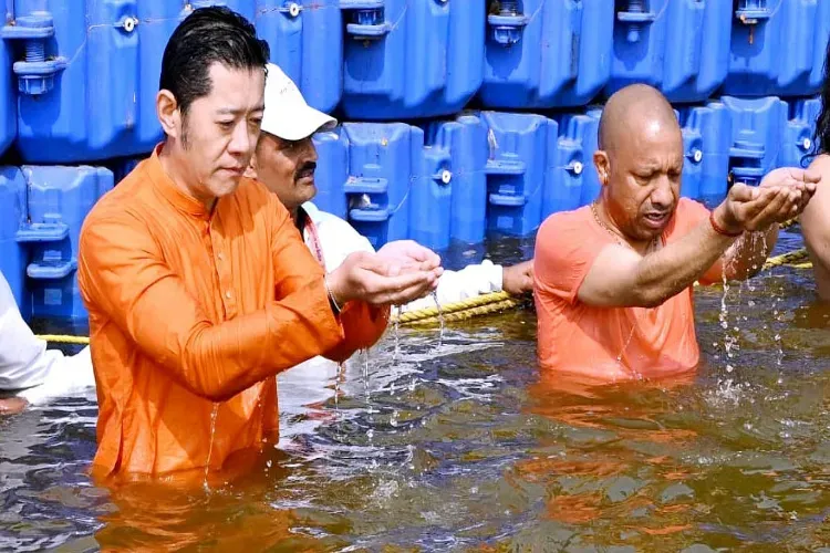 Bhutan King Jigme Khesar Namgyel Wangchuck and Uttar Pradesh Chief Minister Yogi Adityanath offered prayers at Triveni Sangam in Prayagraj