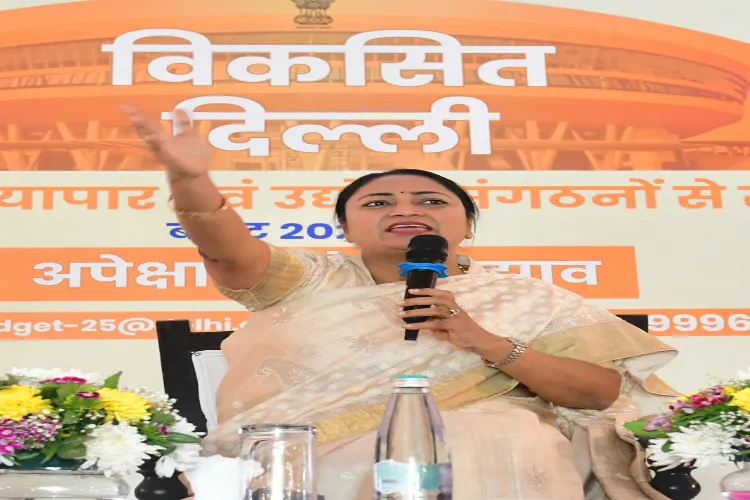 Delhi Chief Minister Rekha Gupta interacts with traders and industry representatives regarding the 'Viksit Delhi Budget' at the Delhi Legislative Assembly in New Delhi on March 6, 2025