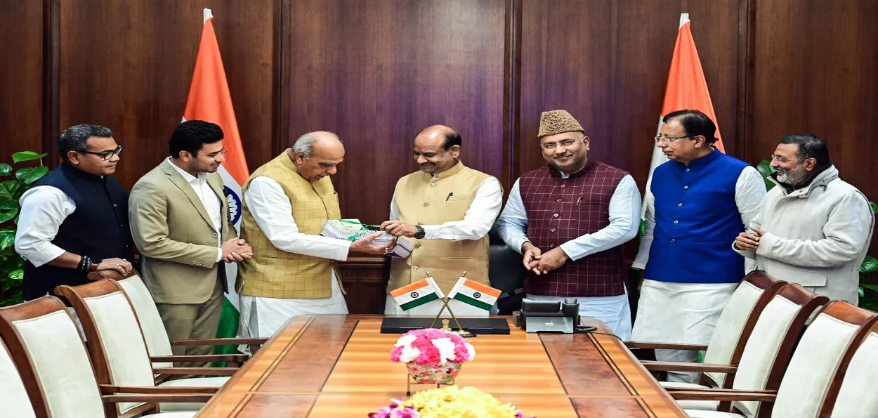 JPC chairman Jagdambika Pal and other members submitting their recommendations to Lok Sabha Speaker Om Birla 