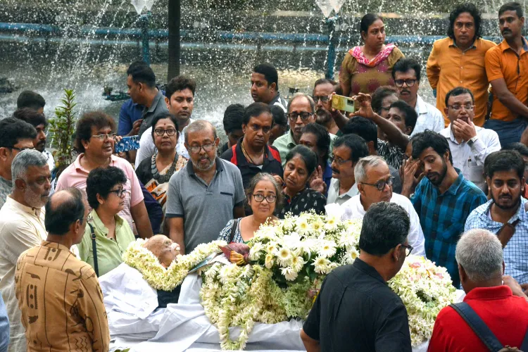 Veteran Bengali actor Manoj Mitra passes away at the age of 86