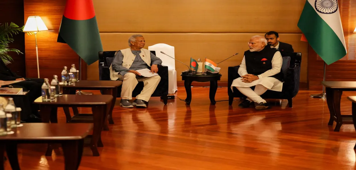 Prime Minister Narendra Modi and Mohammad Yunus meeting at BIMSTEC, Bangkok
