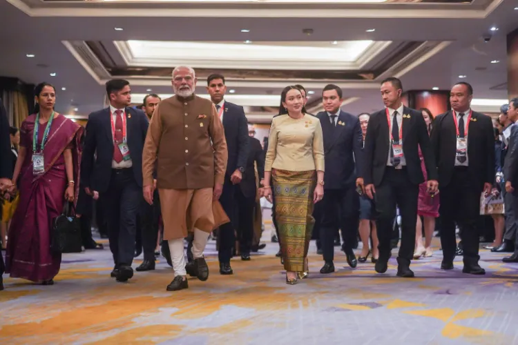 Minister Narendra Modi with his Thai counterpart, Paetongtarn Shinawatra 