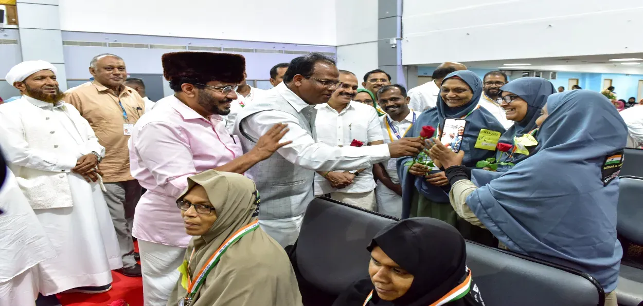 Pilgrims leaving for Hajj from Kerala (File)