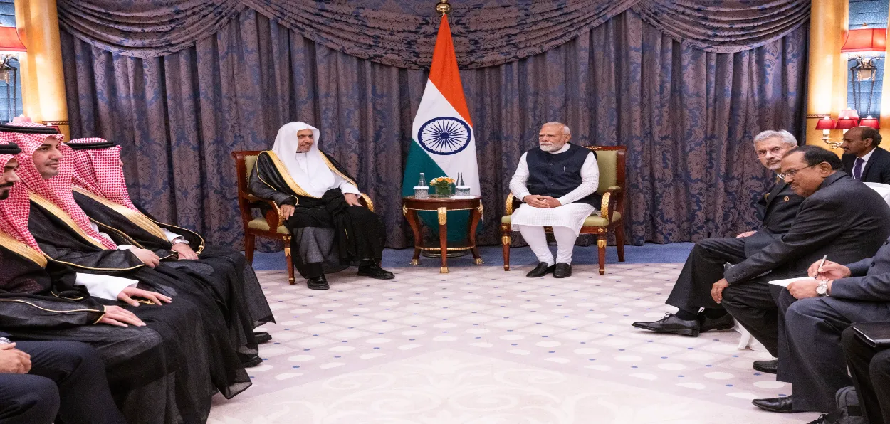 Muslim World League Secretary General, Sheikh Mohammed bin Abdulkarim Al-Issa with Prime Minister Narendra Modi in Jeddah