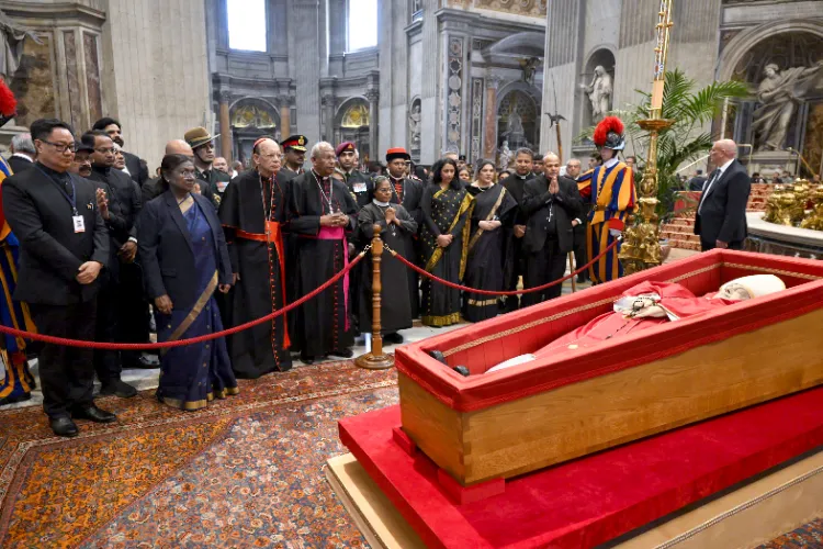 President Droupadi Murmu pays homage to Pope Francis, who passed away at the age of 88, at the Saint Peter’s Basilica in Vatican City on Friday.