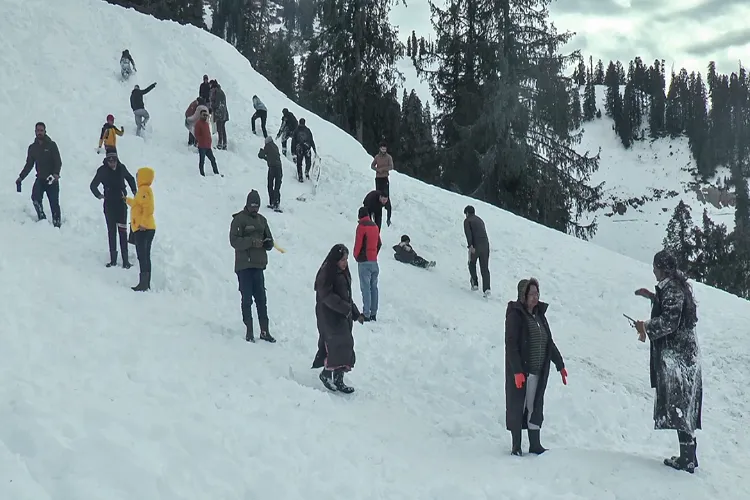 Tourists continue to visit Bhaderwah