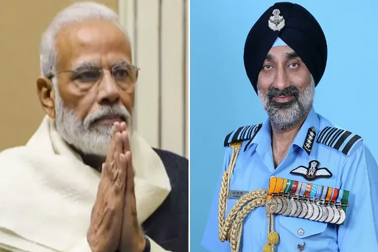 Prime Minister Narendra Modi and IAF Chief Air Chief Marshal Amar Preet Singh