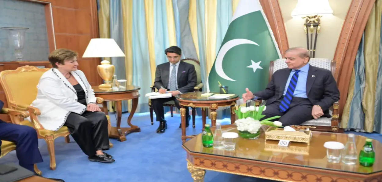 Pakistani Prime Minister Shehbaz Sharif with IMF chief Kristalina Georgieva in Riyadh 