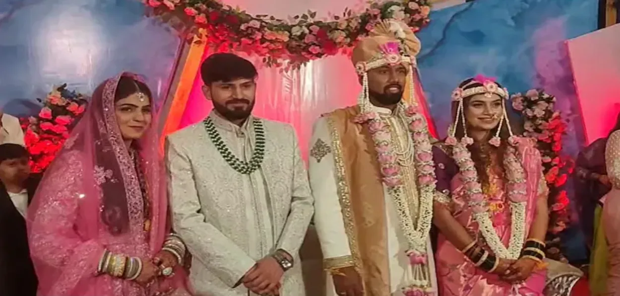 The newlyweds - Maheen and Mohsin and Narendra and Sanskriti  posing on stage (Social media)
