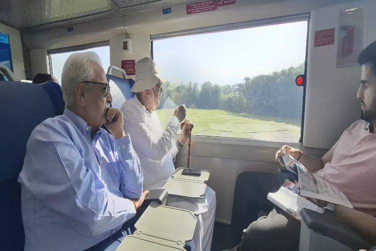 Forer Chief Minister Dr Farooq Abdullah travelling in Vande Bharat to Katra