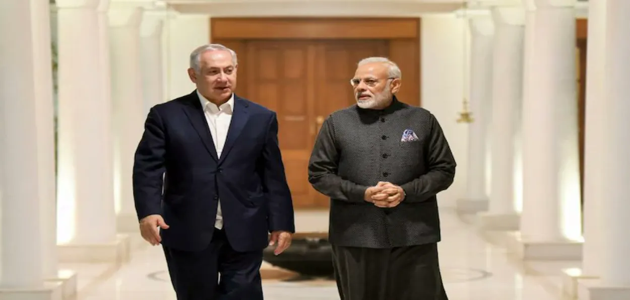 Israeli Prime Minister Benjamin Netanyahu with Prime Minister Narendra Modi (File)