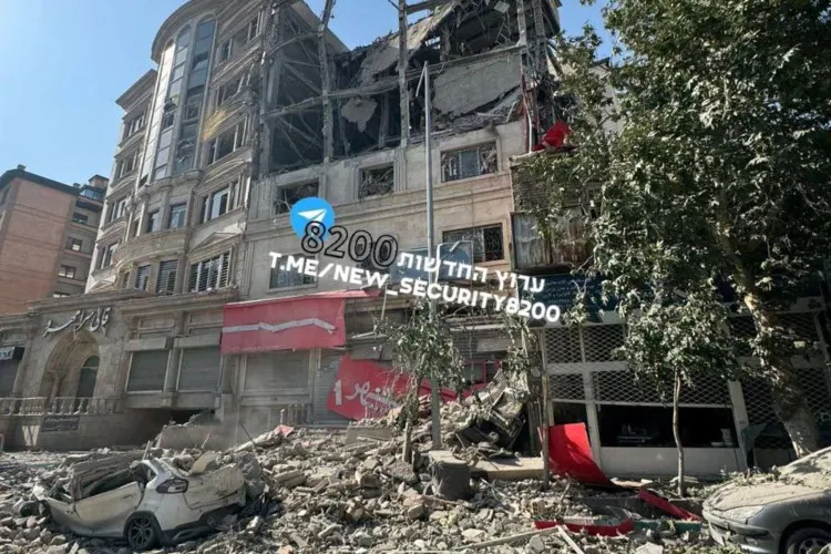 Destroyed IRGC headquarters in Tehran
