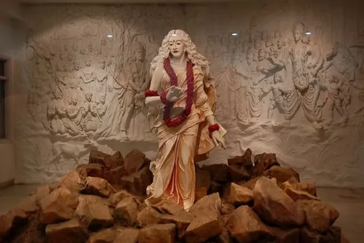 The Statue of Sita Mata inside the temple