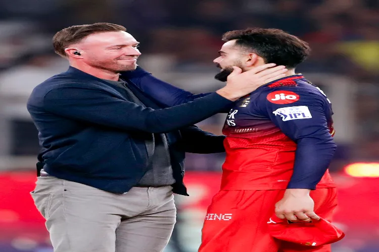 AB de Villiers with Virat Kohli