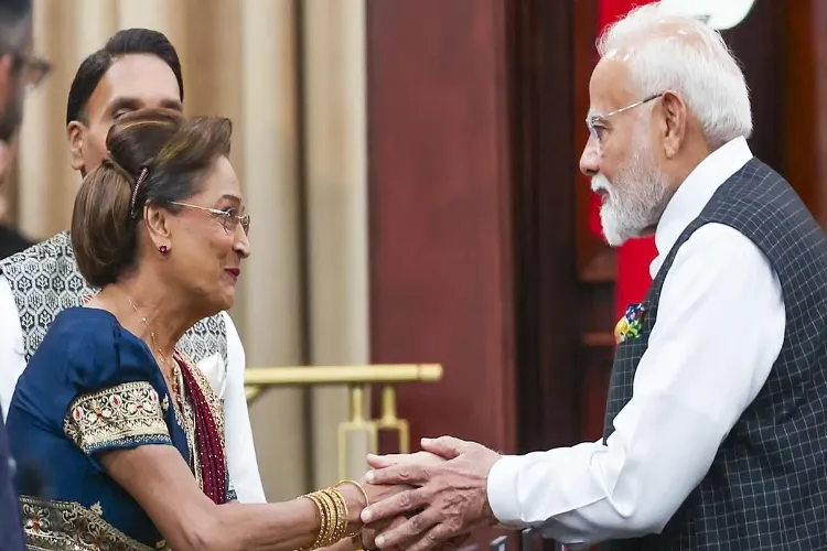 PM Kamla Persad-Bissessar and PM Modi